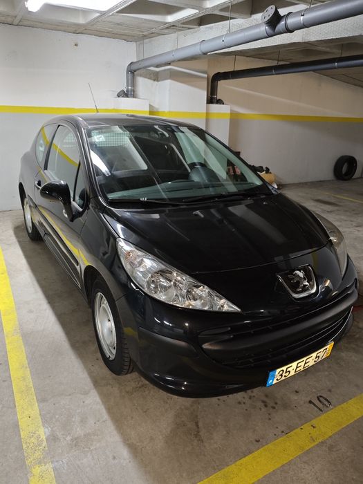 Peugeot 207 1.4 165.000 Kms Comercial Preto 2007