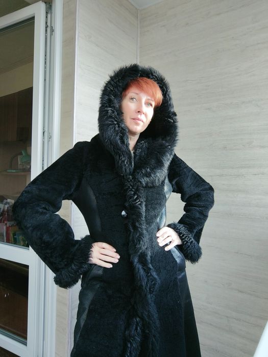 Продам  довгу дублянку