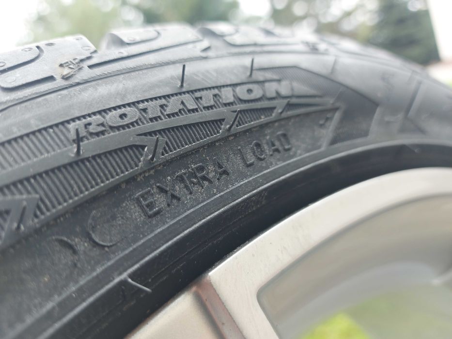 205/45R18 90H XL FR Goodyear Ultra Grip Performance