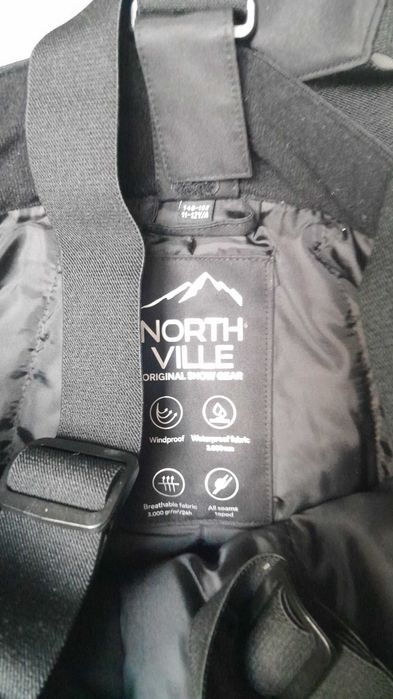 Spodnie na śnieg, narciarskie Nowe