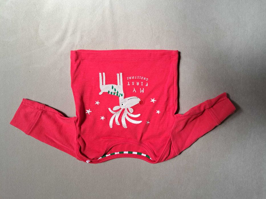 Sweterek świąteczny dla niemowlaka