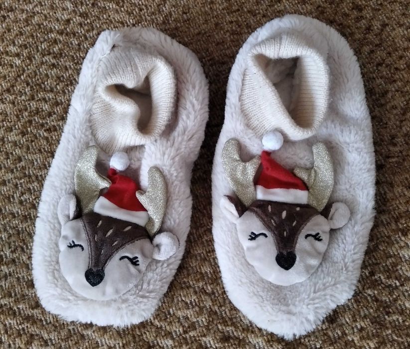 Домашні капці-шкарпетки.Довжина ступні – 27 см.-39/40 розмір