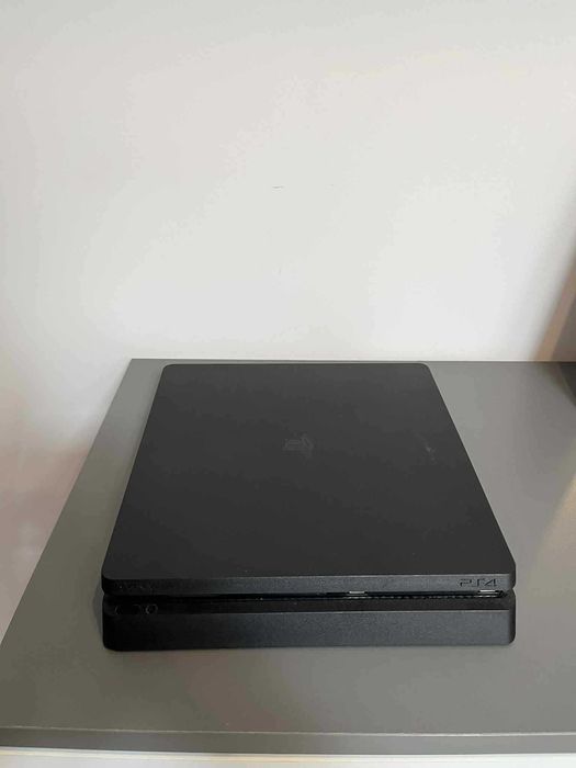 Playstation 4 Slim