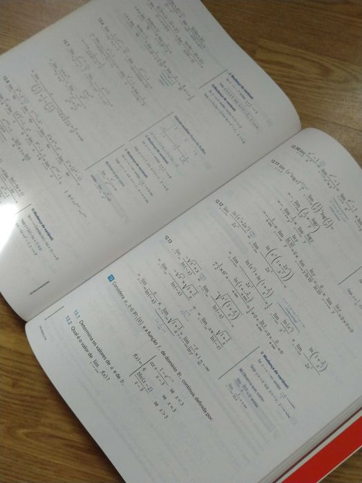 Preparar o Exame 2019: Matemática A - 12º ano