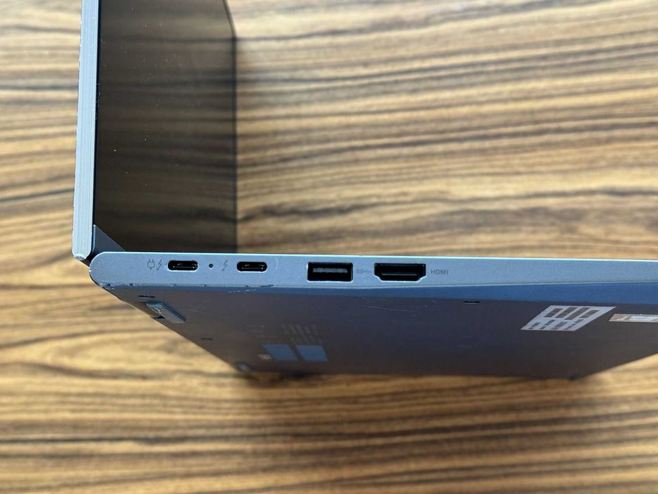 Lenovo ThinkPad (ecra rachado sem macha) X1 Yoga Gen 6 Tátil 360º i5 11ª Ger 16GB 512GB SSD