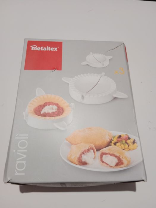 Foremki do pierogów 3szt.nowe