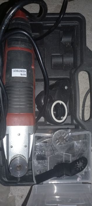 Maquina serra de corte .