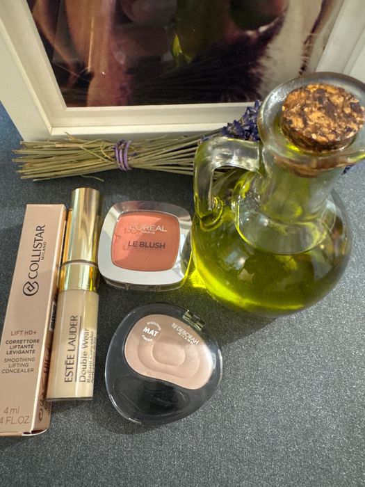 kosmetyki Collistar korektor przeciwzmarszczkowy,olejek lawendowy