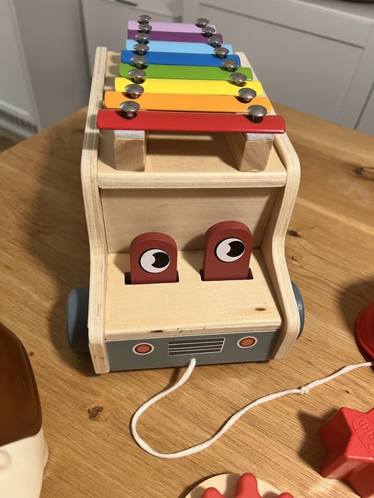 Zestaw zabawek drewnianych jak nowe