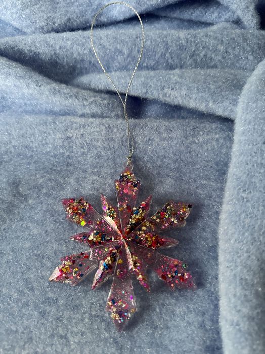 Набор ялинкових іграшок ручної роботи з епоксідної смоли