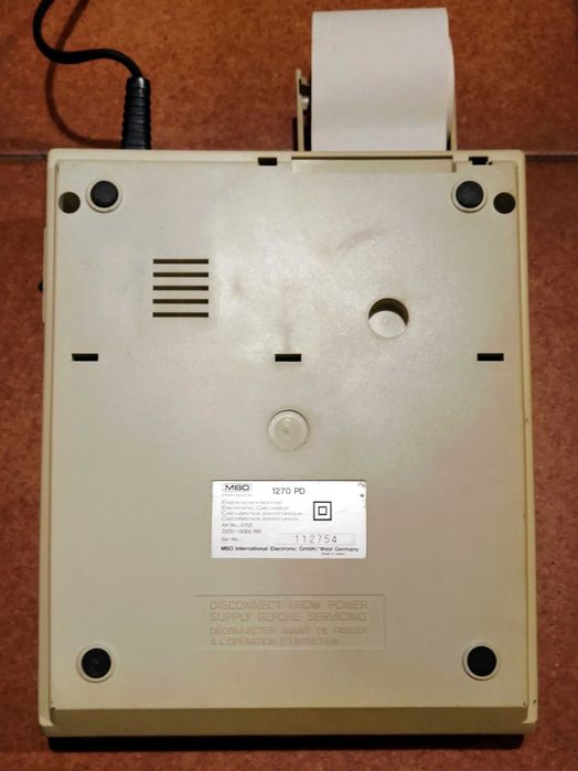 Máquina calcular antiga