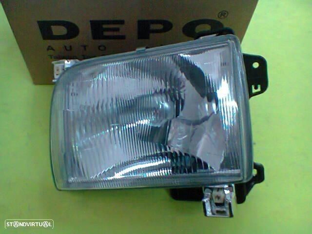 Faróis da frente nissan pick-up D22 1997-2002 (novos)