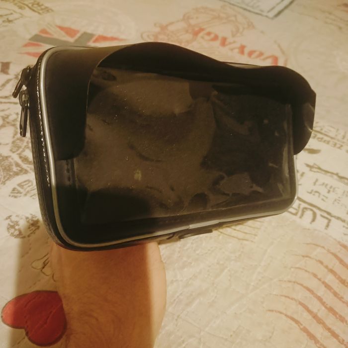 Wodoodporny pokrowiec na kierownicę smartfon