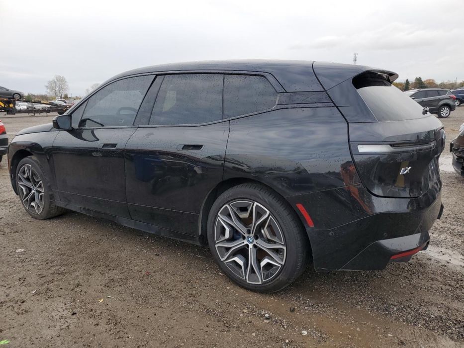 Панорама BMW ix i20