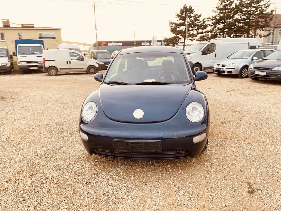 vw new bettle rok 2000 poj 1,6 przeb 220tyś klima zadbany