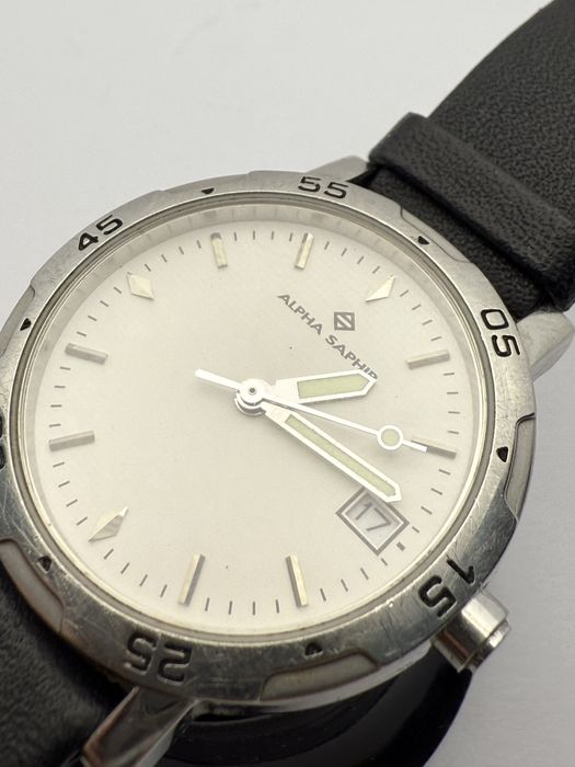 Zegarek Alpha Saphir