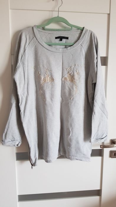 Minimum bluza z haftem r L pasuje na Ok 42-44