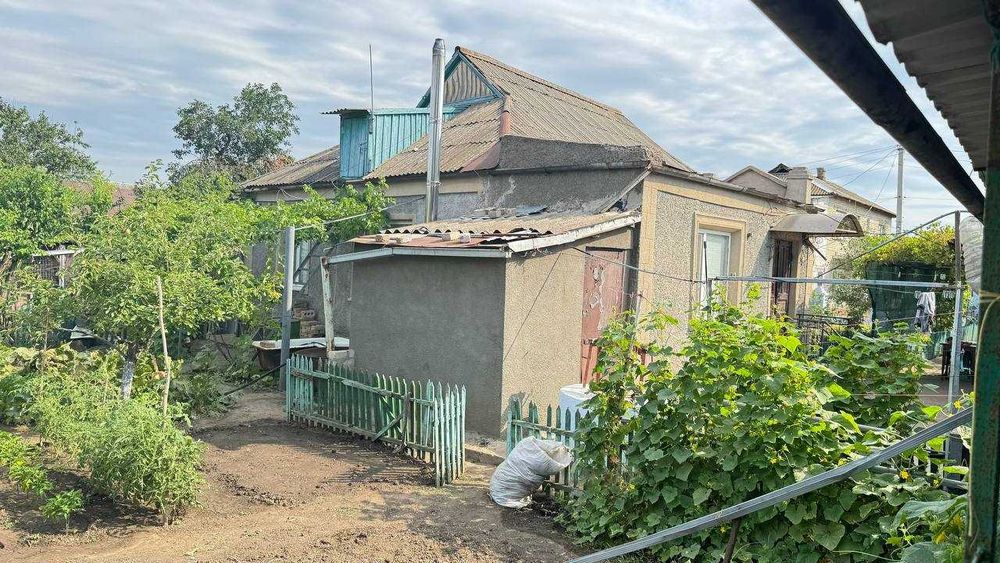 Доглянутий будинок 80 м2 в м. Снігурівка; сертифікат - ок