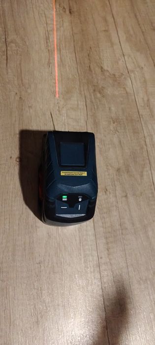 Laser krzyżowy Bosch GLL 2-10
