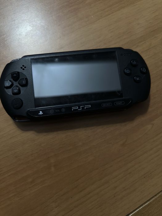 PSP E1004 Street (não funciona)