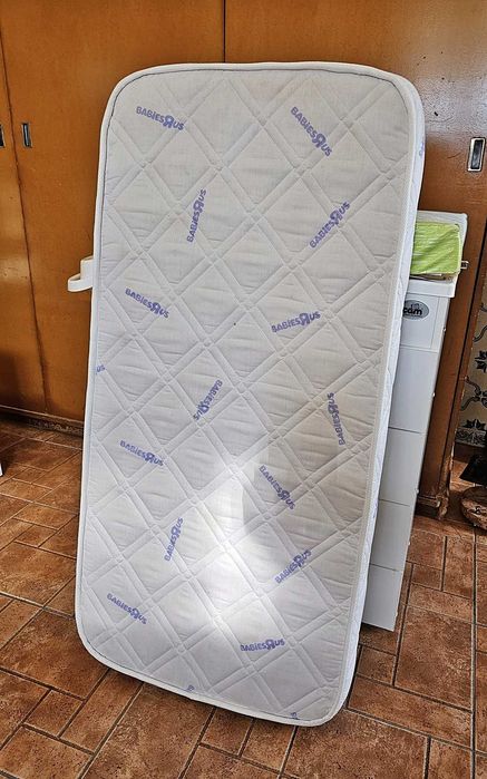 colchão de criança babiesrus