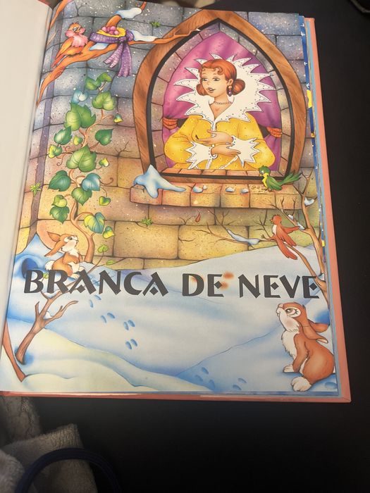 Branca de Neve,  Simbad, o Marinheiro