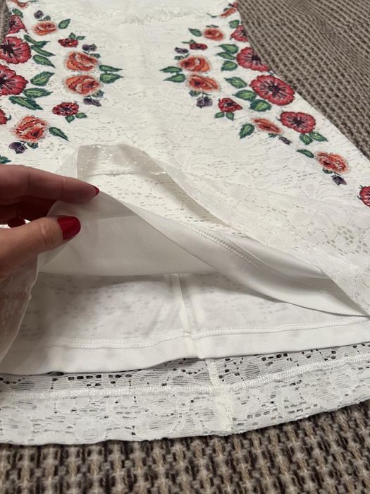 Платье вышиванка Desigual Benneton
