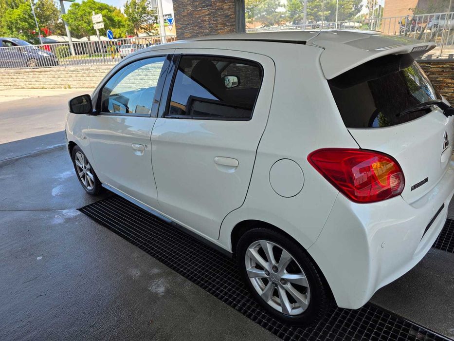 Mitsubishi Space Star 1.2 de 2013 com 79.064 km