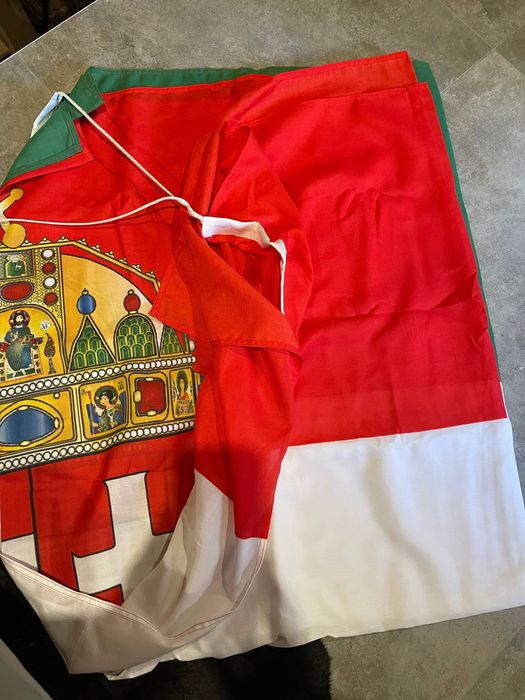 Flaga węgierska nowy