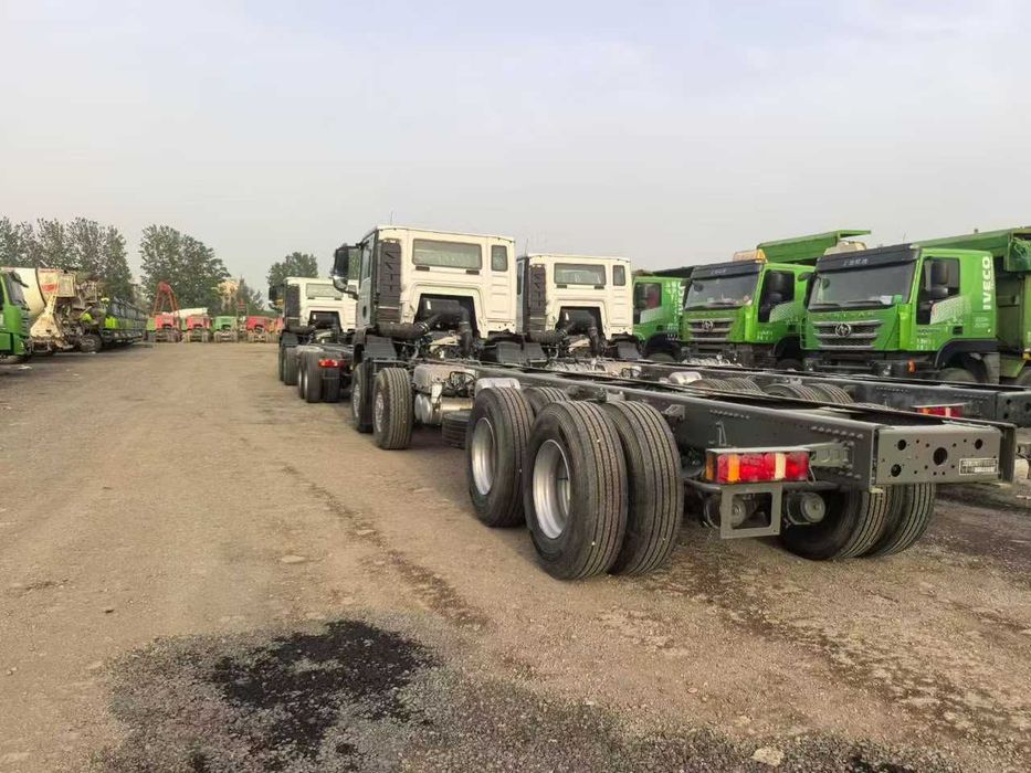 SITRAK/SINOTRUK/HOWO/SHACMAN/ самосвал ,автобетоносмеситель,электро,б/у.Из Китая