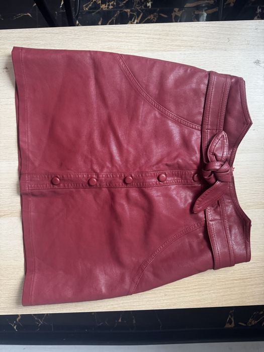 Spódnica skórzana.