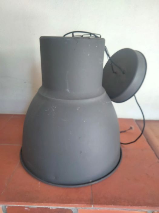 3 candeeiros de bar  48 cm diâmetro de base X 50 cm de altura  cada