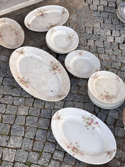 Serviço Incompleto Faiança Portuguesa - Antiguidades LVS