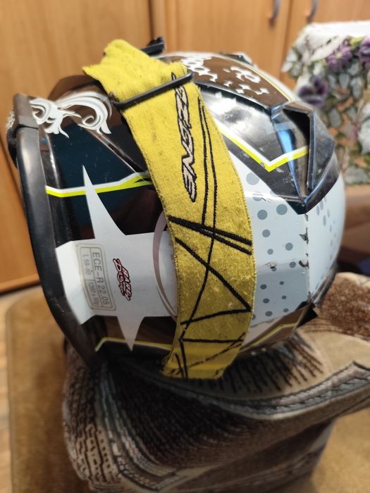 Sprzedam kask na crossa 59-60 L