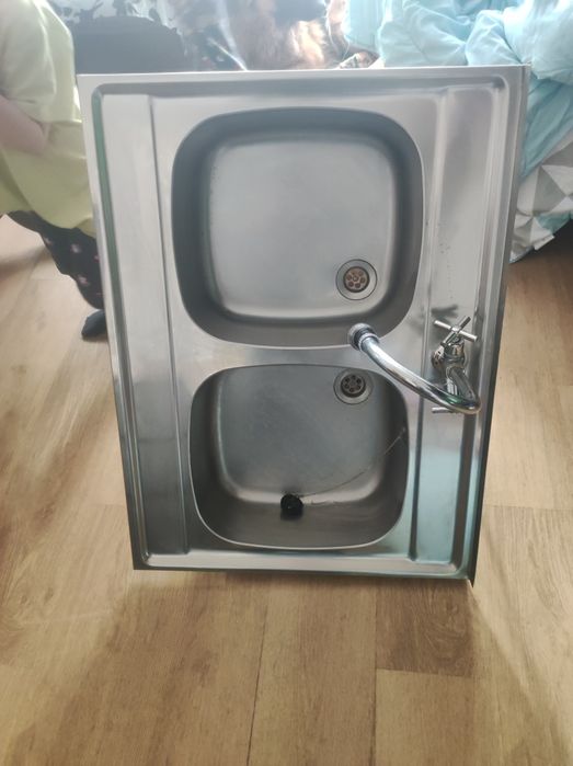Sprzedam zlew nierdzewny z bareria