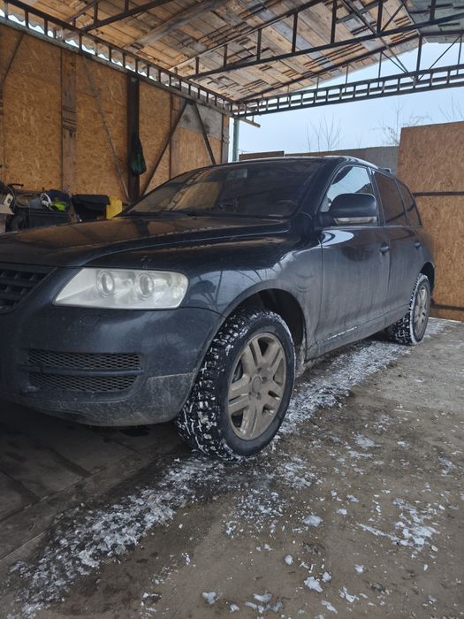 Продам на полном ходу в хорошем состоянии, КПП, двигатель без замечаний ходовая часть на пружинах. бензин 3.2