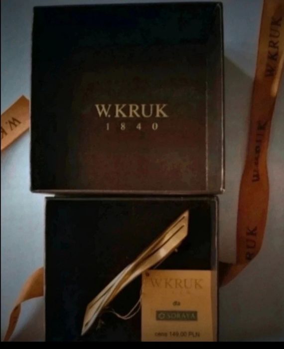 Broszka W Kruk elegancka