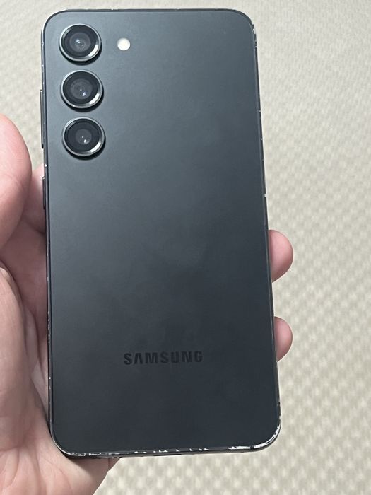 Телефон Samsung S23 8/256gb