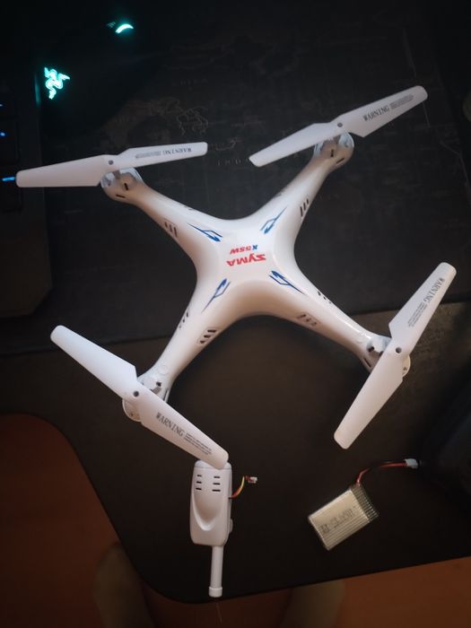 Drone syma x5sw com câmara