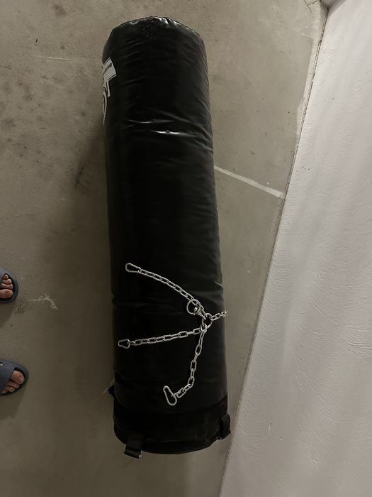 Worek treningowy DBX Bushido + 2 pary rękawic MMA