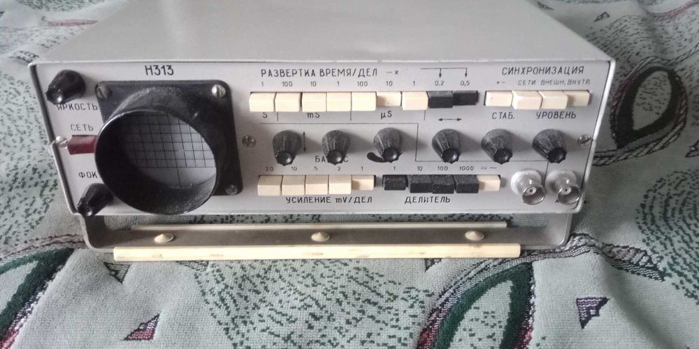 Продам 2 осциллографа Н-313 в исправном состоянии