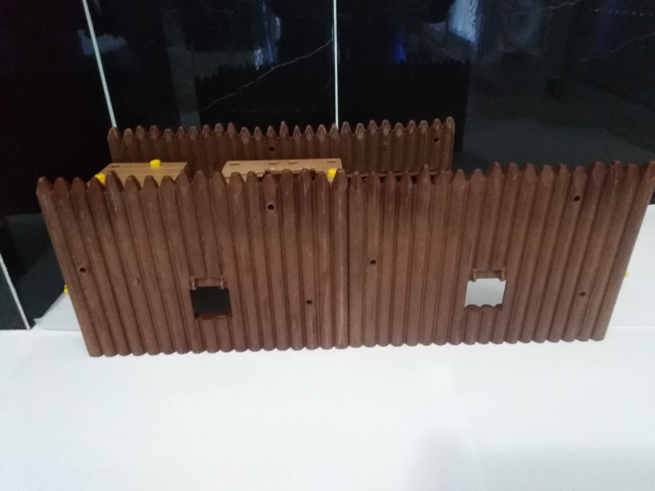 Playmobil peças para extensão do Forte.