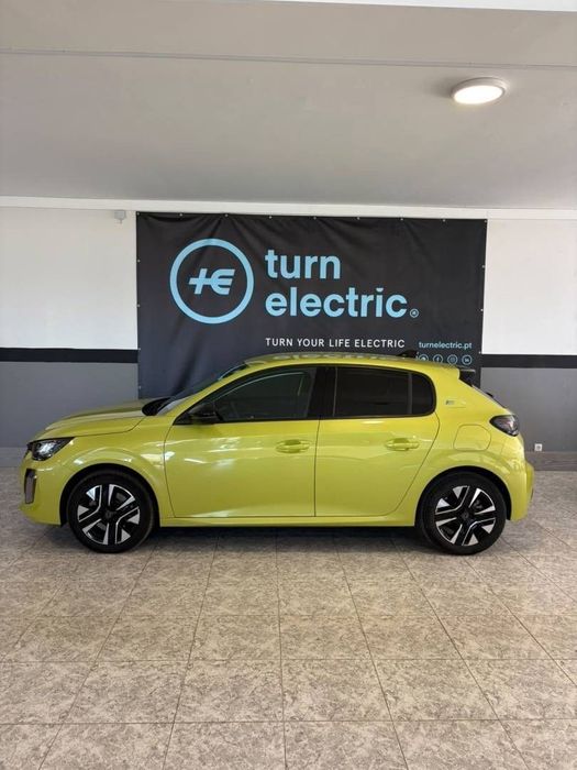 Peugeot e-208 50 kWh Allure