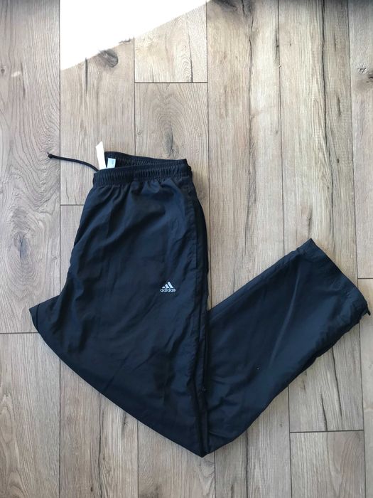 Spodnie ortalionowe z  szerokimi nogawkami Adidas rozm.  XL vintage