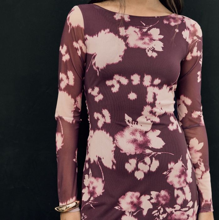 Vestido Curto -Stradivarius semi novo