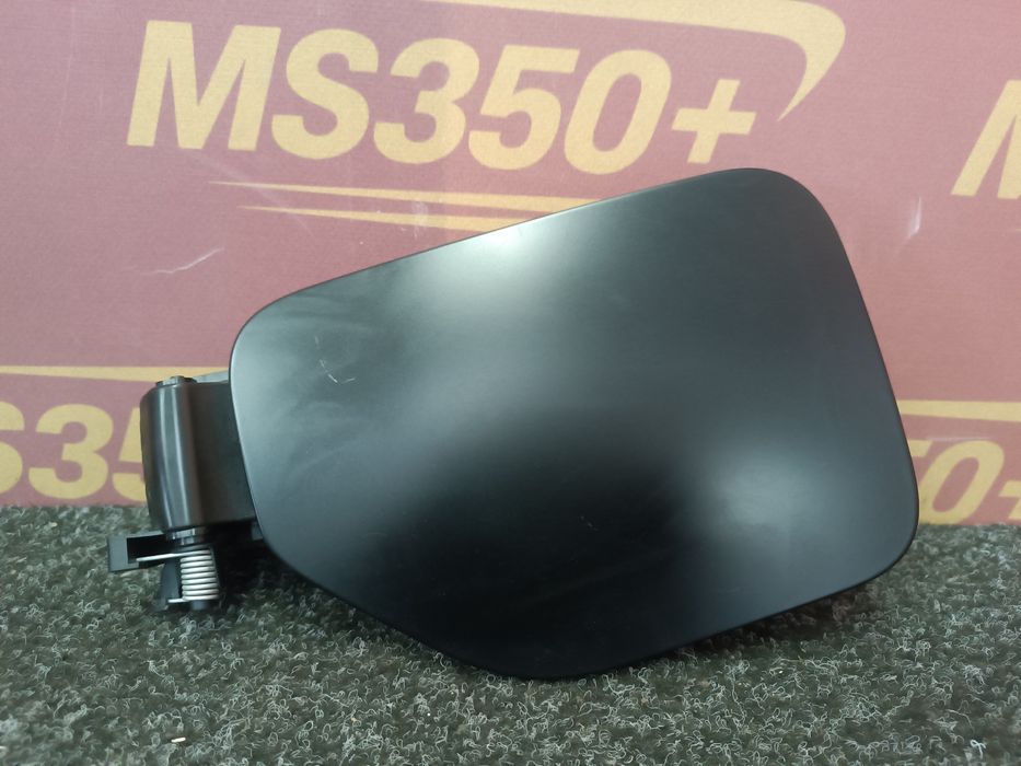 Кришка лючка порта зарядки BMW XM G09 бмв хм г09 розборка шрот запчастини 51919451578 Крышка лючка порта зарядки