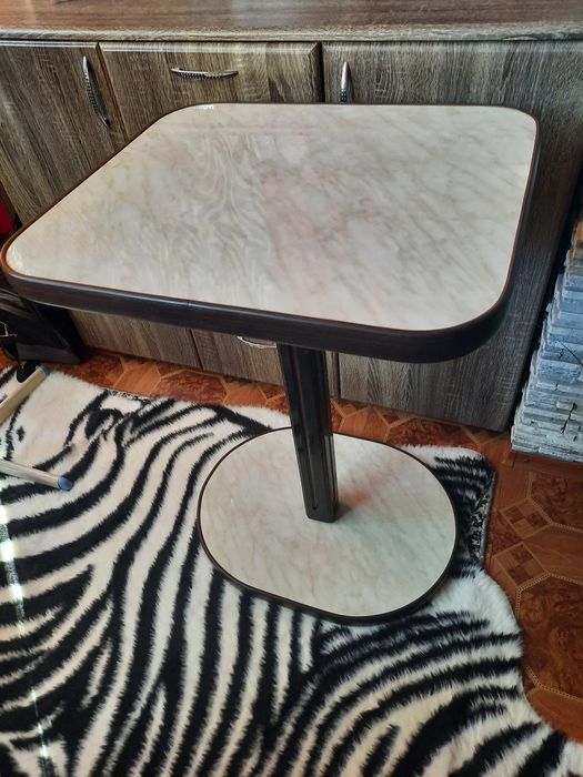 Стол кухонный новый