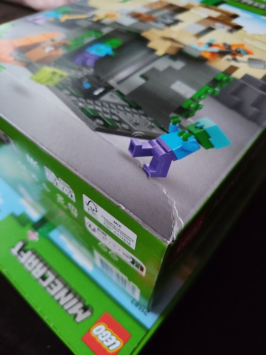 LEGO Minecraft Loch zombie