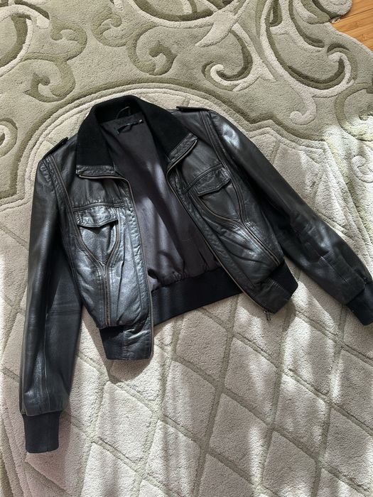 Натуральна шкіряна куртка жіноча