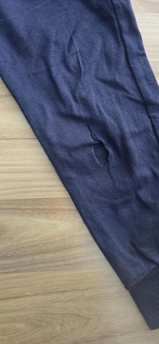 Spodnie dresowe 104 czarne granat